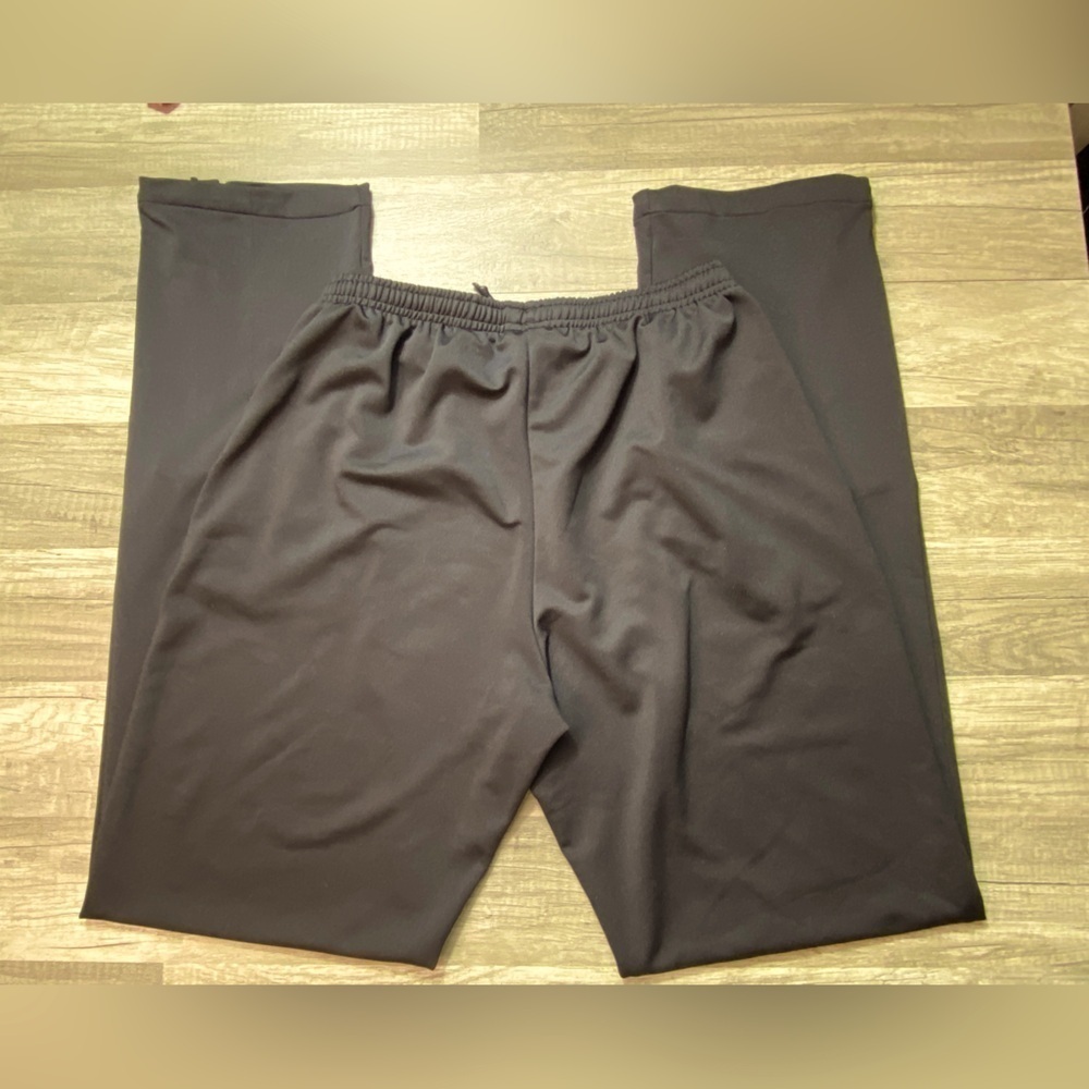 Brooks Athletic Equilibrium Technology Women’s Size Med Pants Reflective Zip Leg - Picture 2 of 12